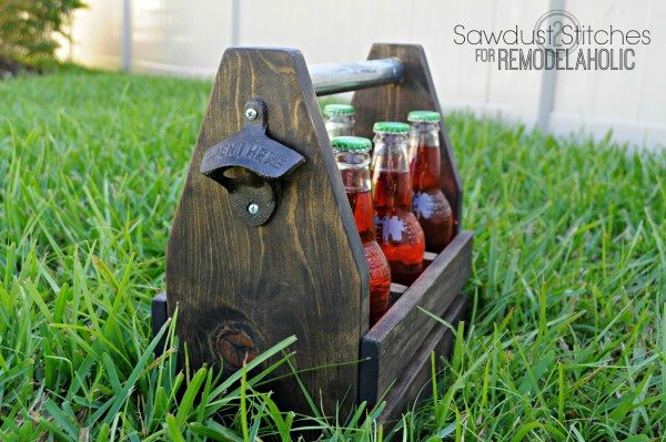 Drink Caddy  sawdust2stitches for remodelaholic.com