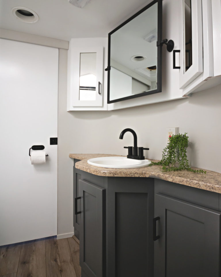 Toy Hauler Bathroom Makeover - Sawdust 2 Stitches