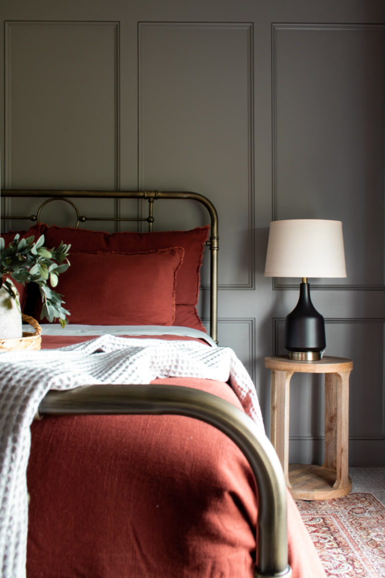 Moody Bedroom Furniture Makeover - Sawdust 2 Stitches
